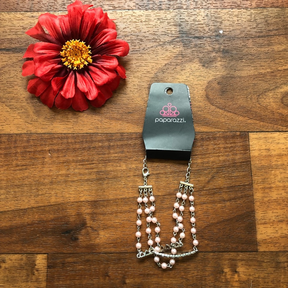 NWT Paparazzi Pink Heart Bracelet